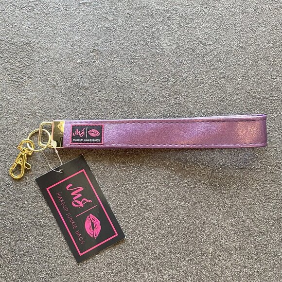 Makeup Junkie Game Day Wrist Strap - Iridescent Purple - Picture 1 of 1